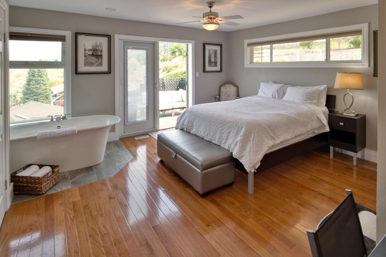 Above The Beach Guest Suites Penticton Esterno foto